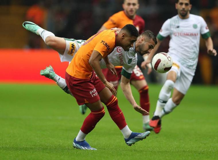 Aslan 3 puanı 3 golle aldı! 13